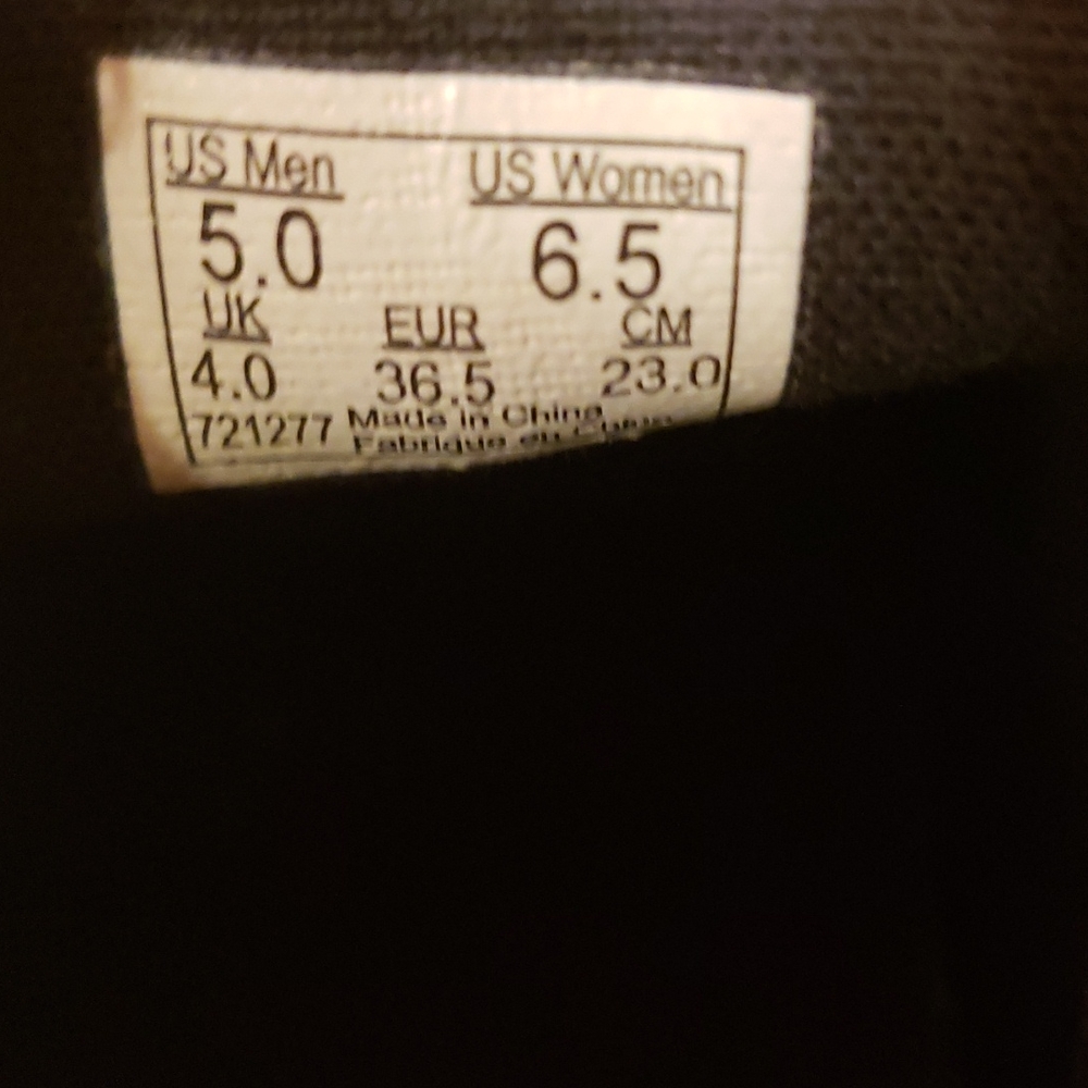 Vans - Picture 5 of 5